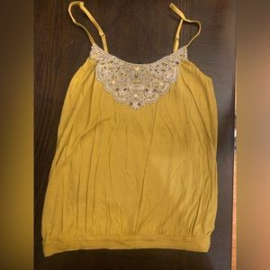 Women’s Express embroidered tank top. Sz sm